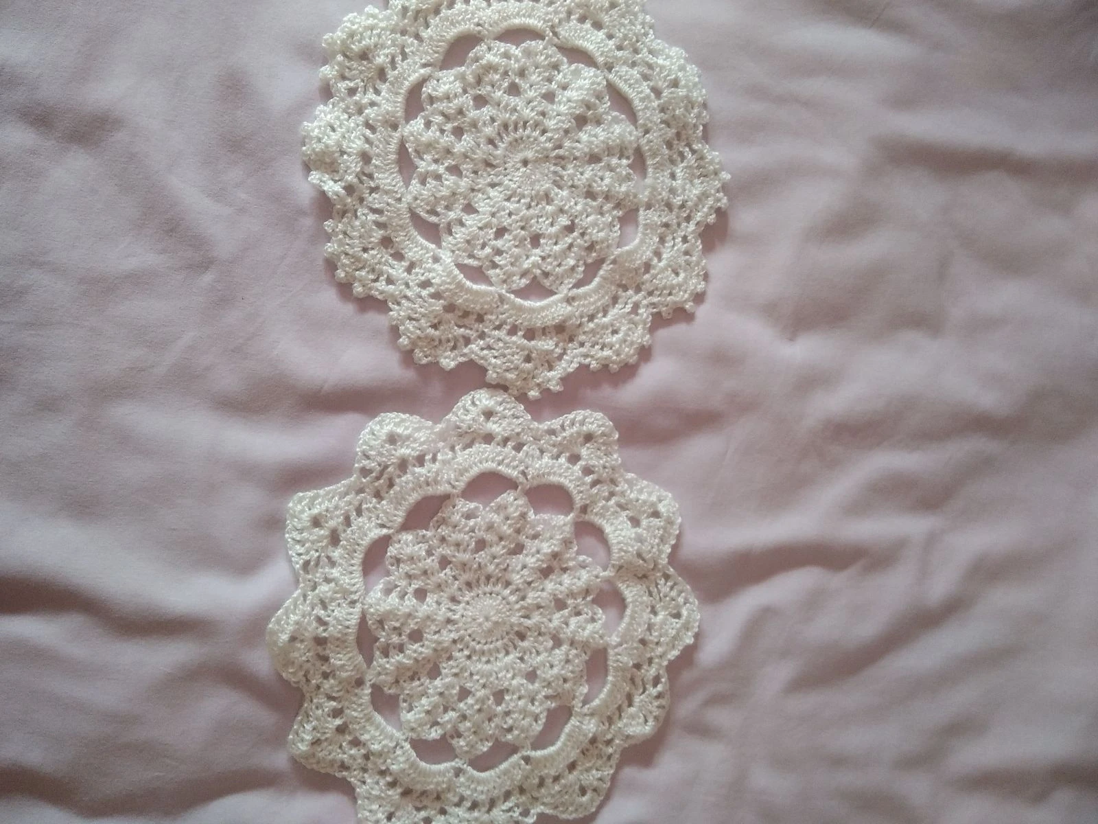 Lot de deux napperons 